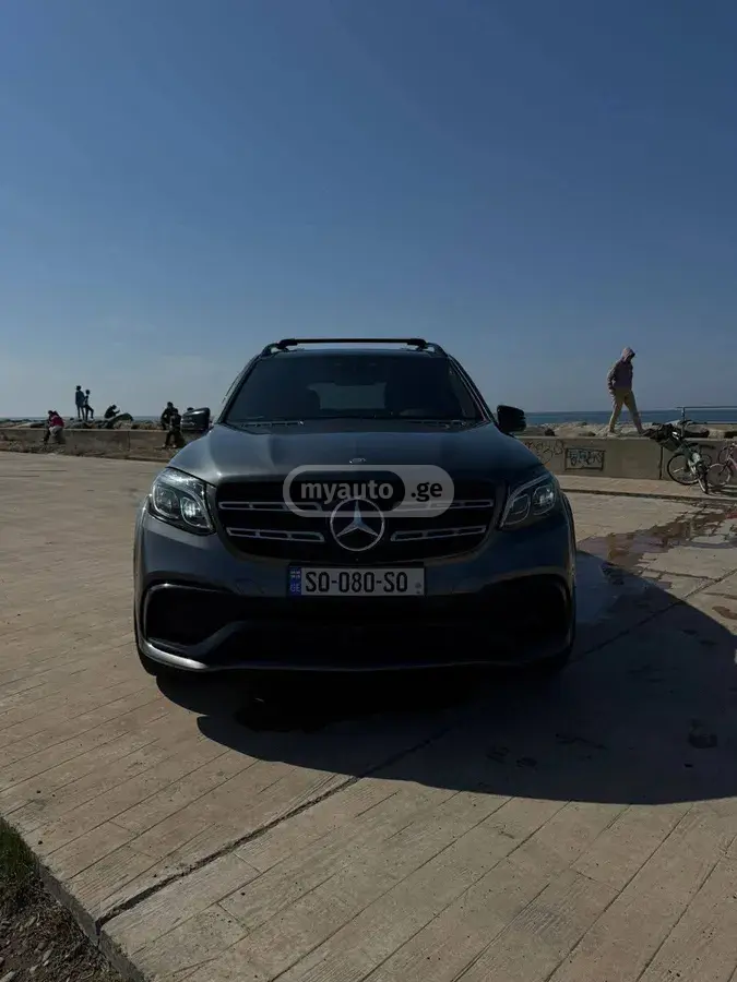 Mercedes-Benz GLS 63 AMG