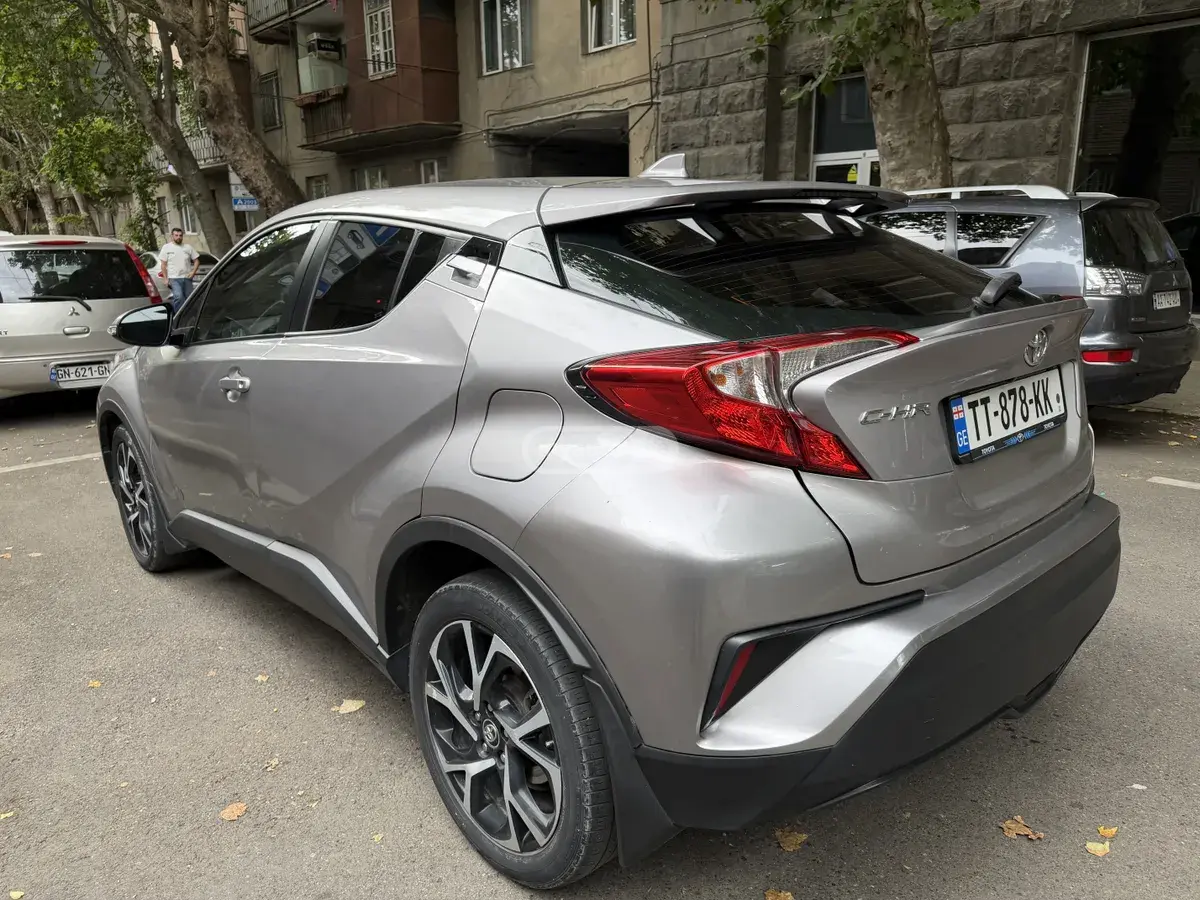 Toyota C-HR