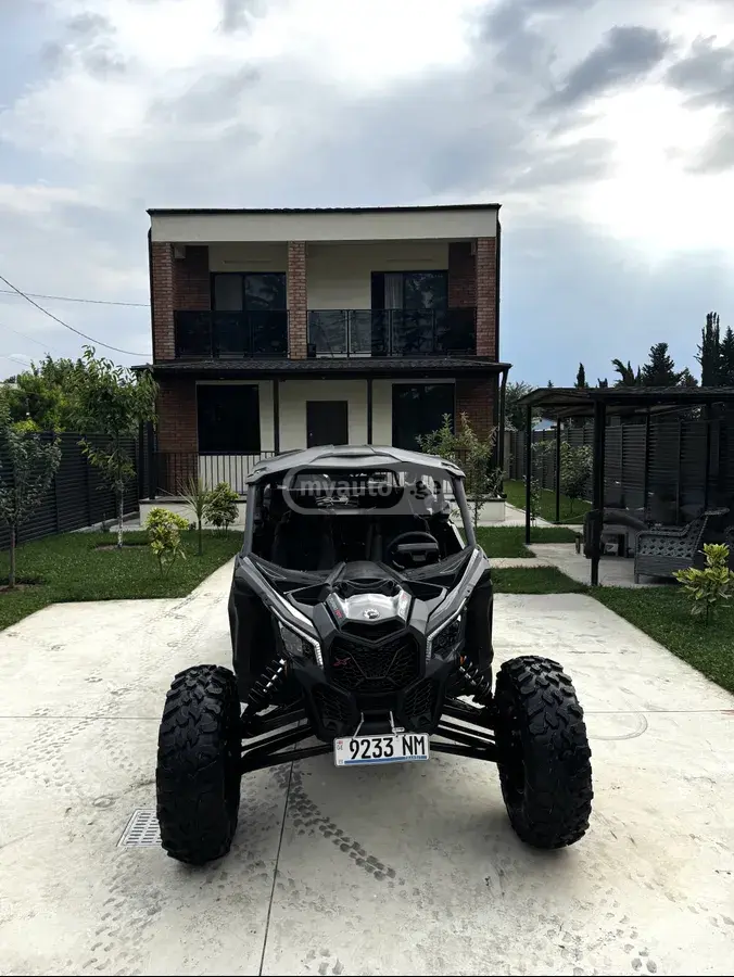 Can-Am Maverick X3