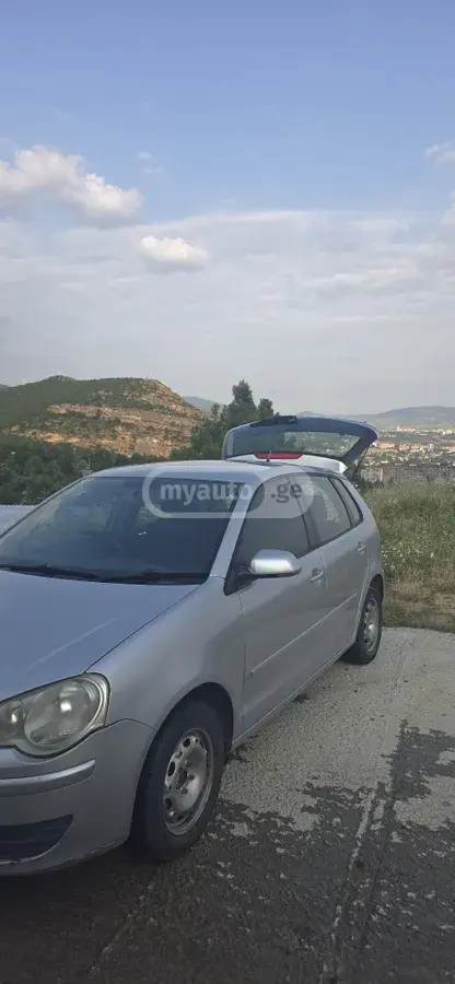 Volkswagen Polo 2005 — photo 2