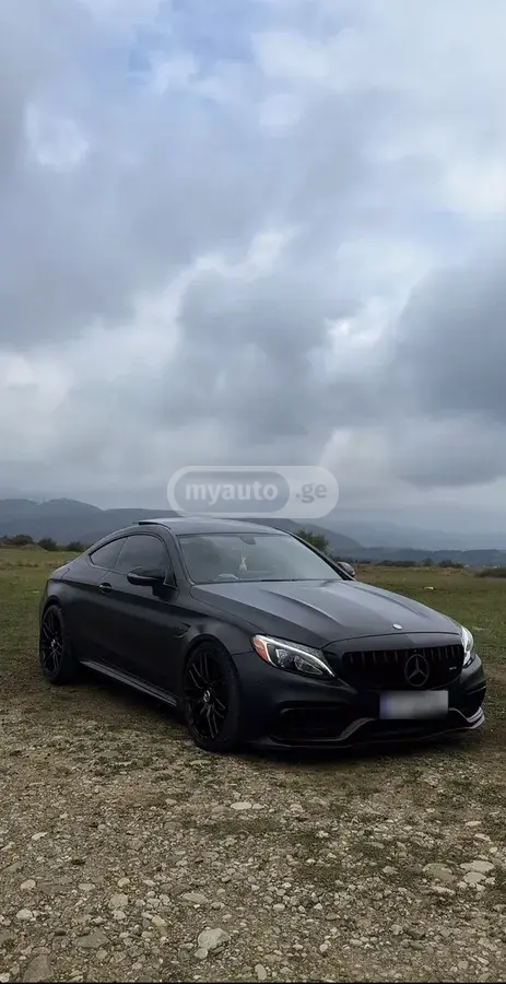 Mercedes-Benz C 63 AMG 2017 — photo 2
