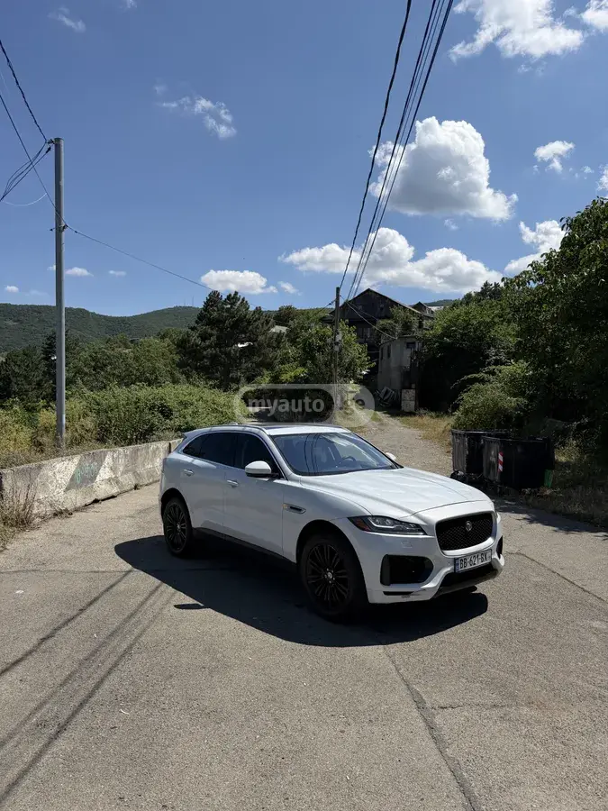 Jaguar F-Pace