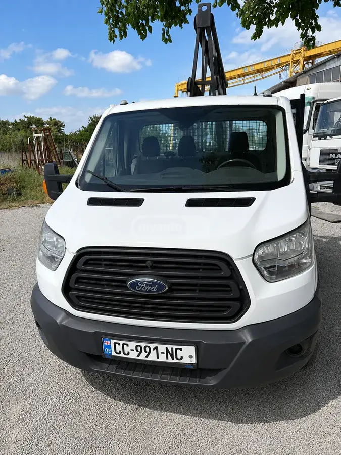 Ford Transit 2015 — photo 2