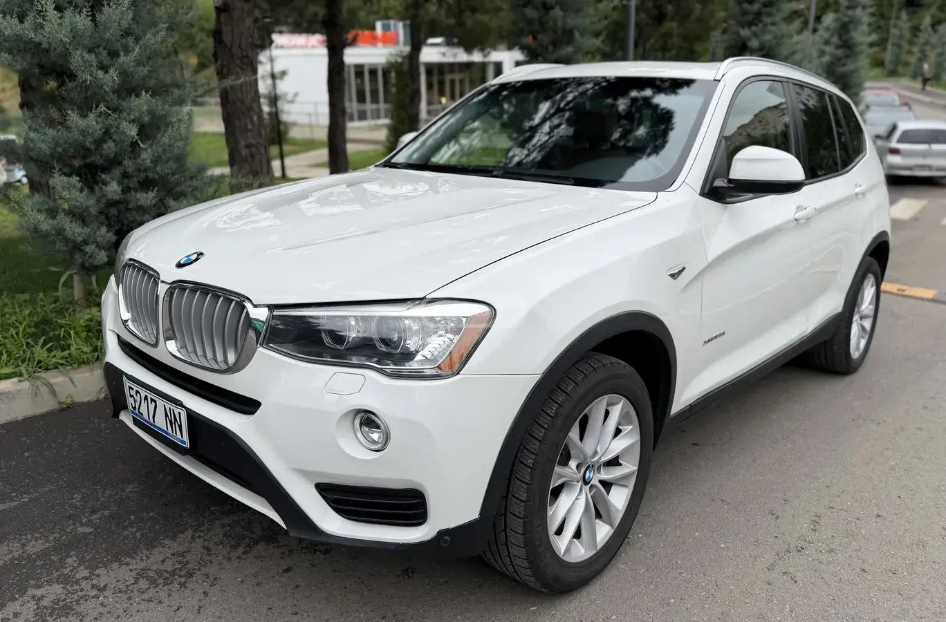 BMW X3 2017 — photo 2