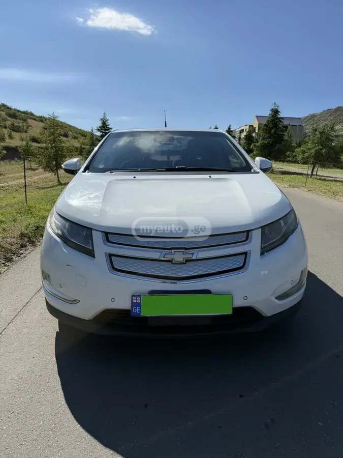 Chevrolet Volt 2013 — photo 2