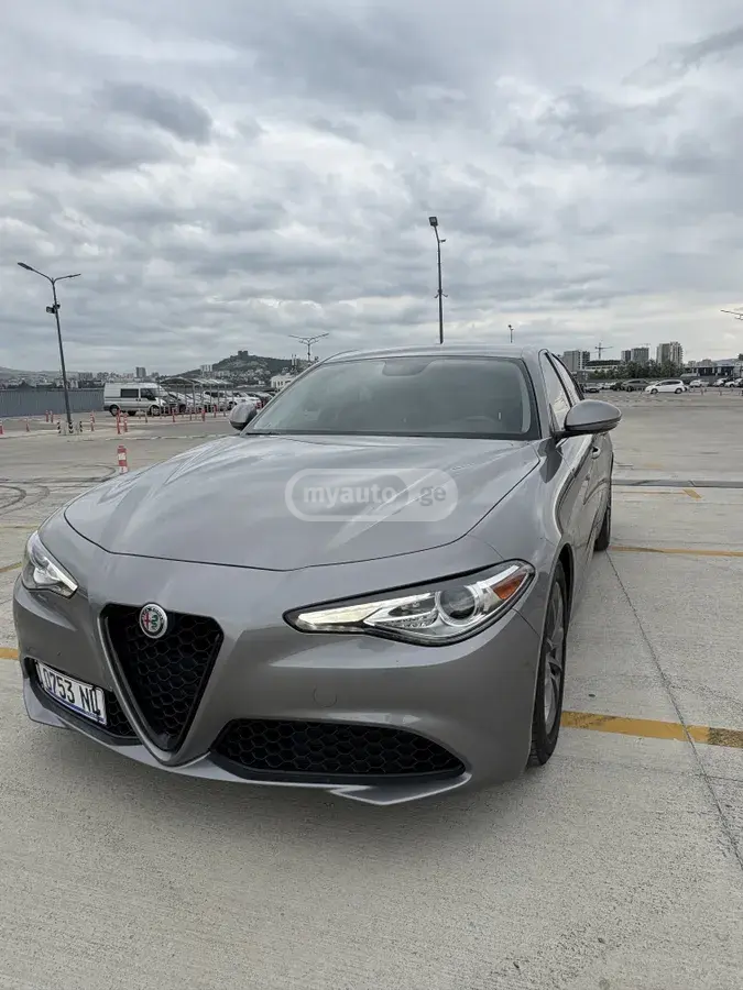Alfa Romeo Giulia