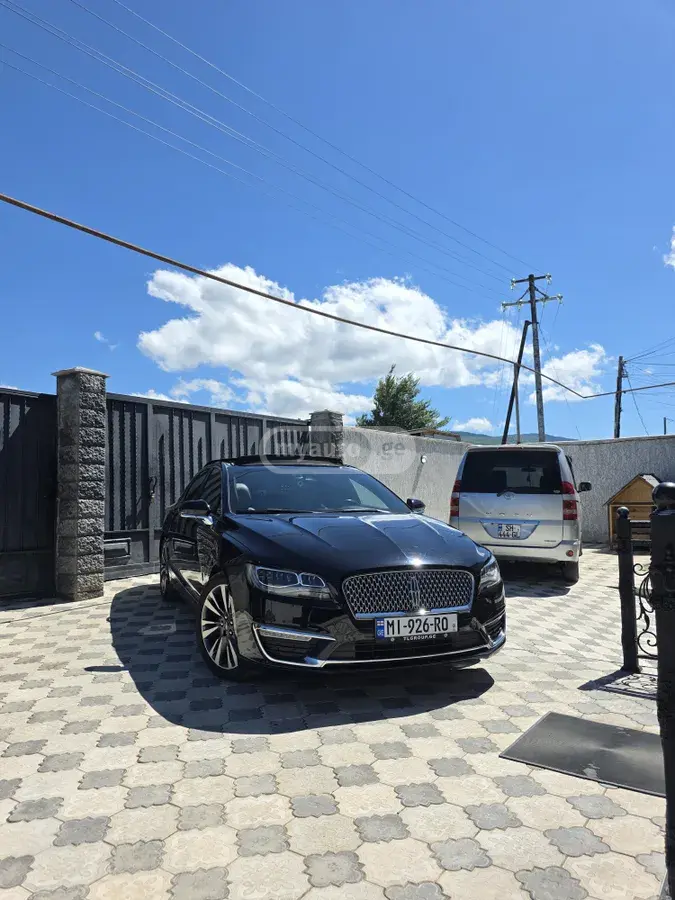 Lincoln MKZ