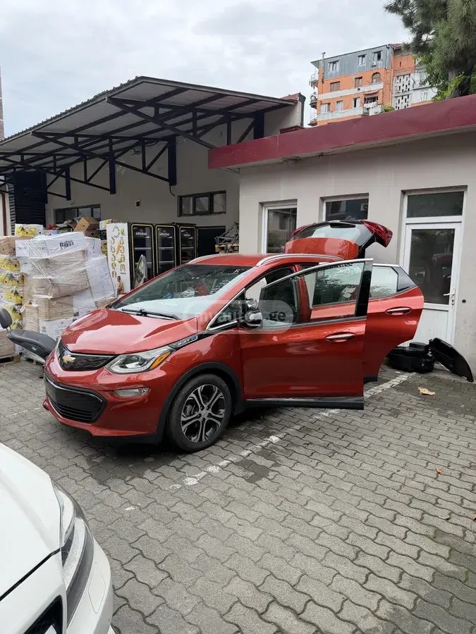 Chevrolet Bolt EV 2020 — photo 2