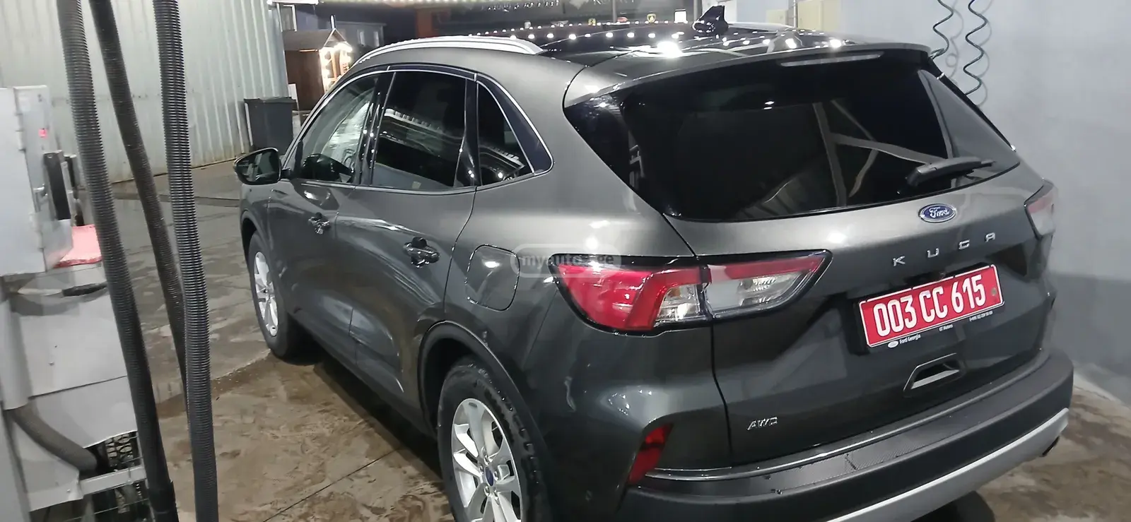 Ford Kuga 2023 — photo 2