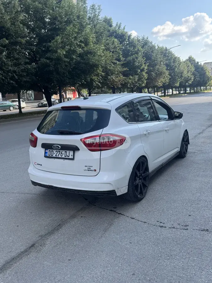 Ford C-Max 2013 — photo 2