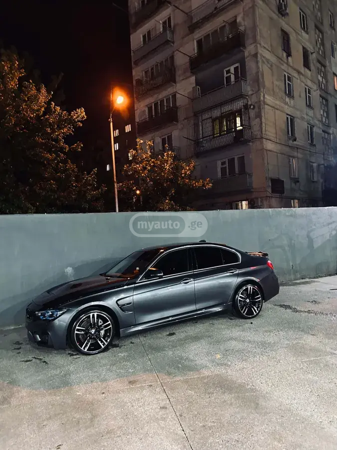 BMW 335 2015 — photo 2