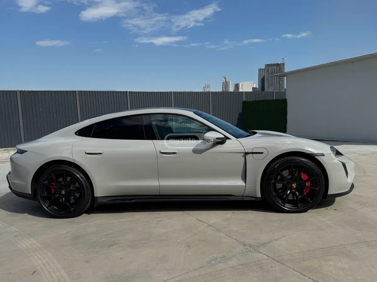 Porsche Taycan Turbo 2022 — photo 2