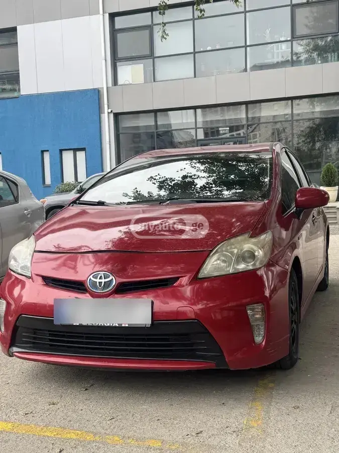 Toyota Prius 2011 — photo 2