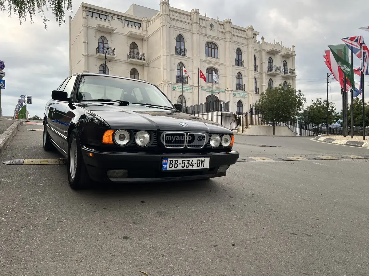 BMW 530