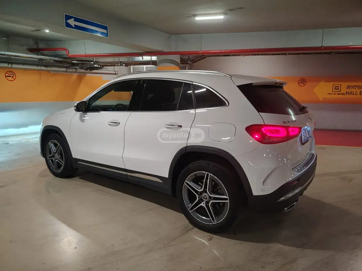 Mercedes-Benz GLA 250 2022 — photo 2