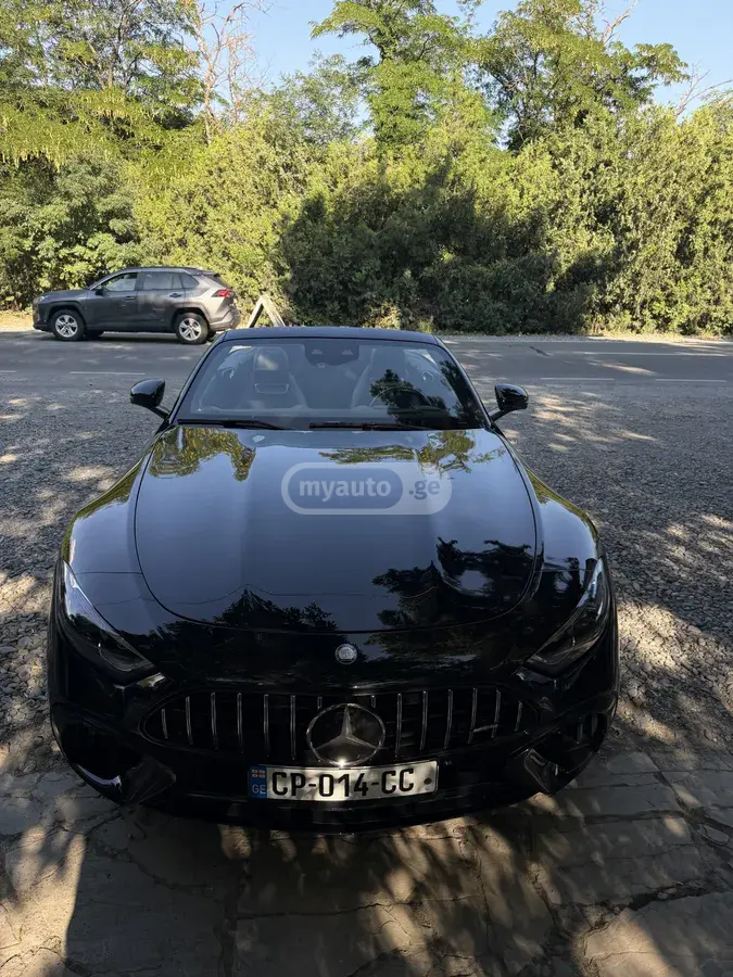 Mercedes-Benz SL 63 2024 — photo 2