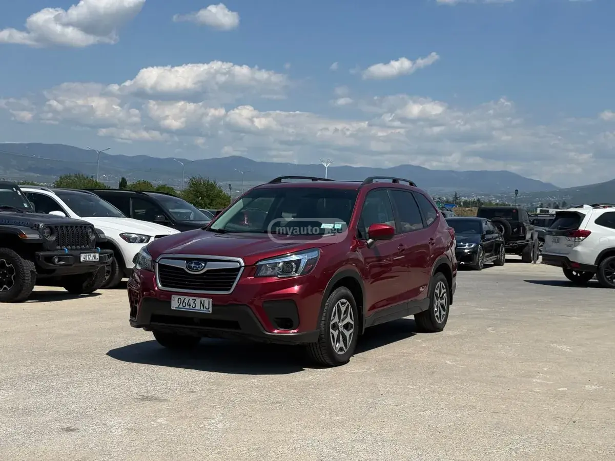 Subaru Forester 2018 — photo 2