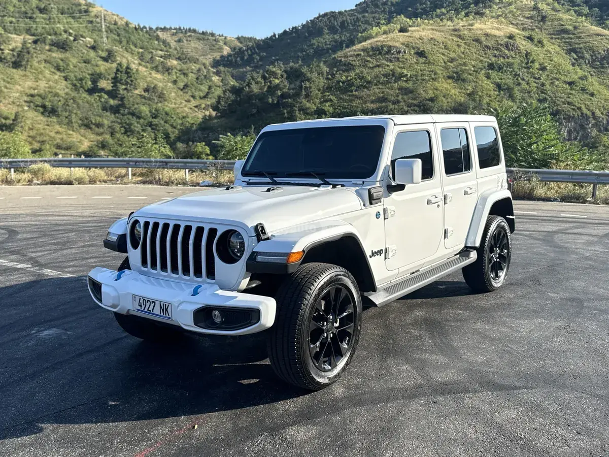 Jeep Wrangler 2021 — photo 2