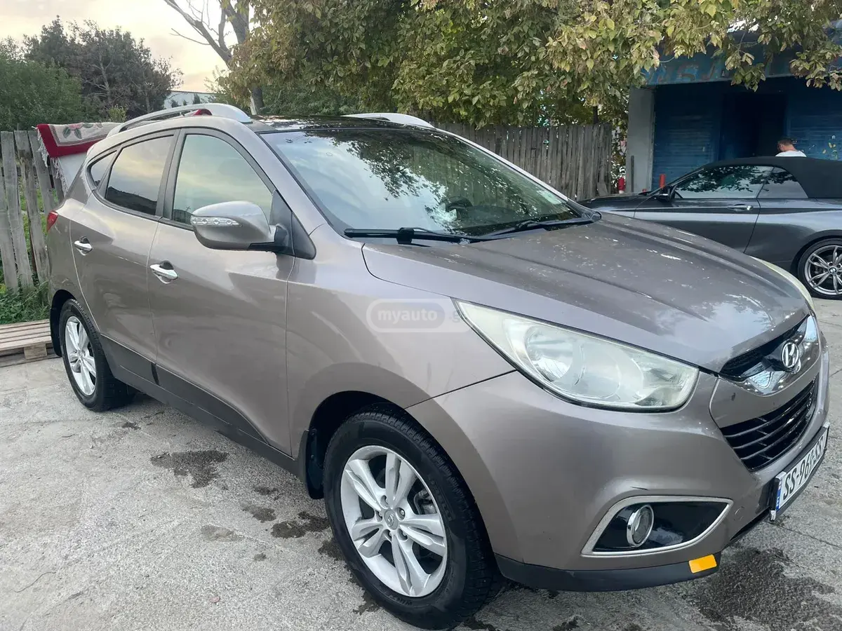 Hyundai Tucson 2012 — photo 2