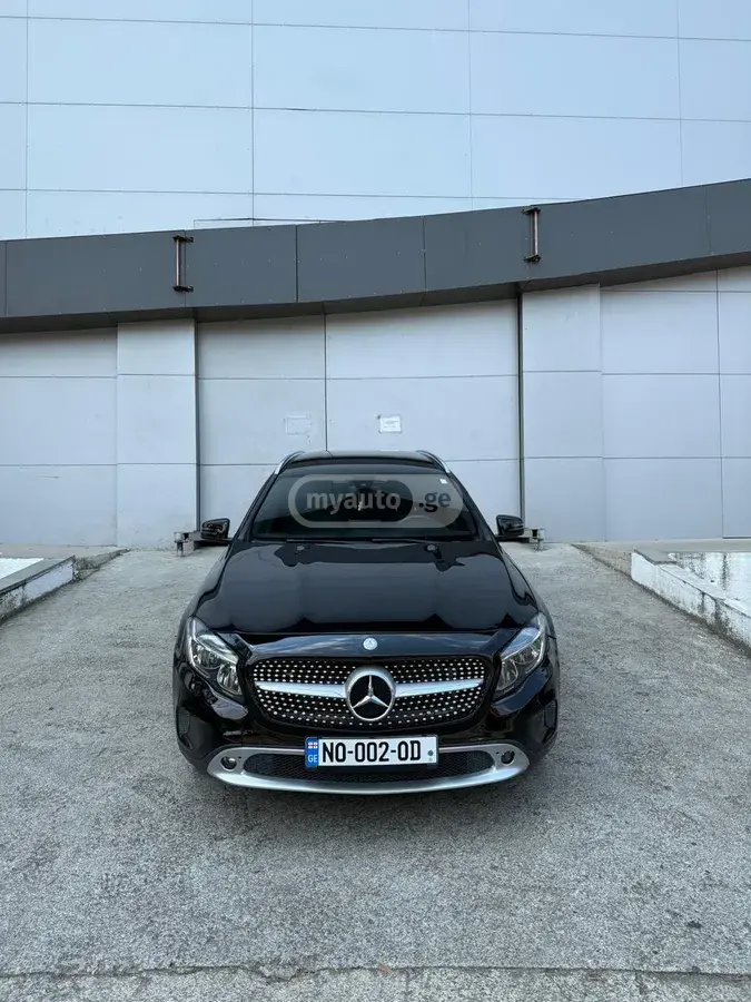 Mercedes-Benz GLA 250