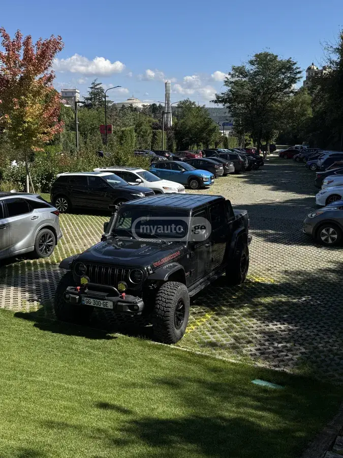 Jeep Wrangler 2019 — photo 2