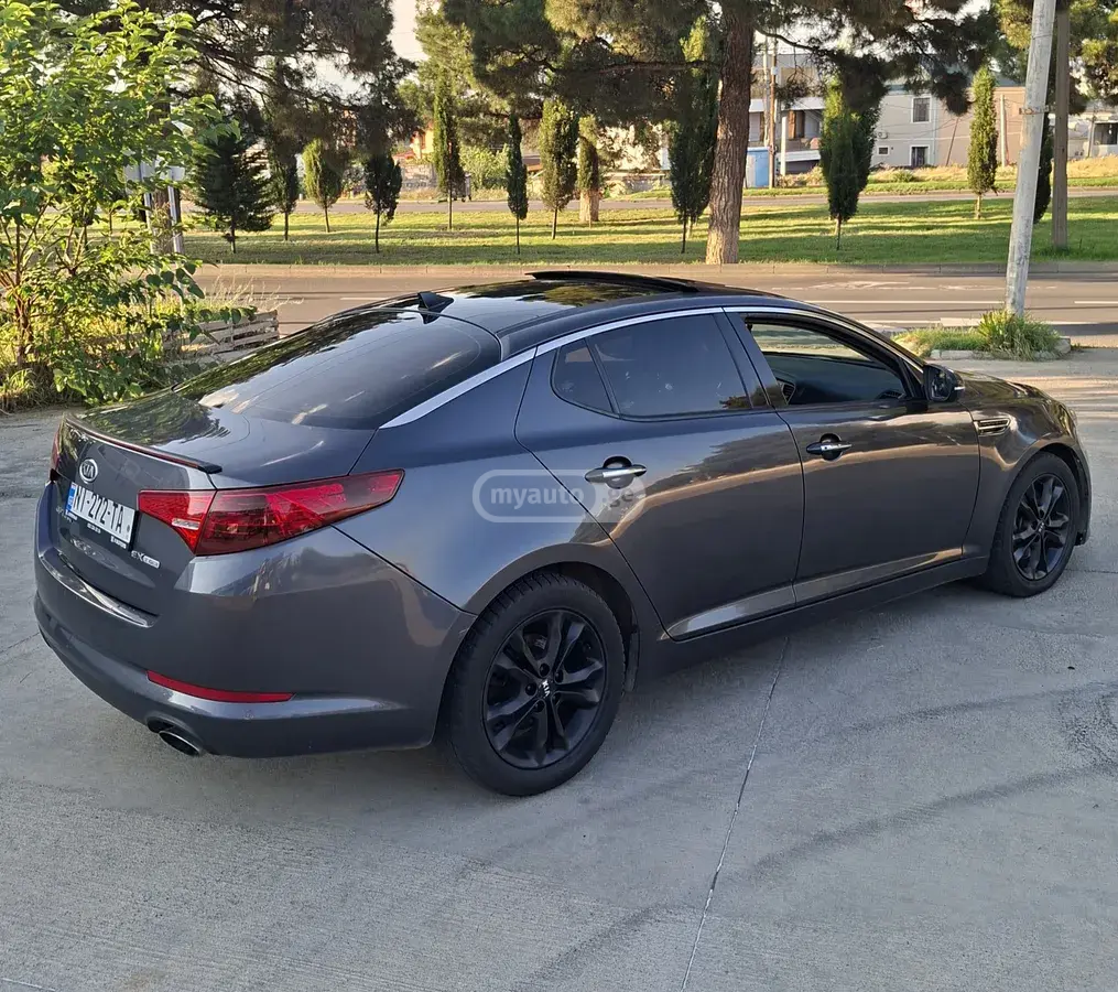 Kia Optima 2011 — photo 2