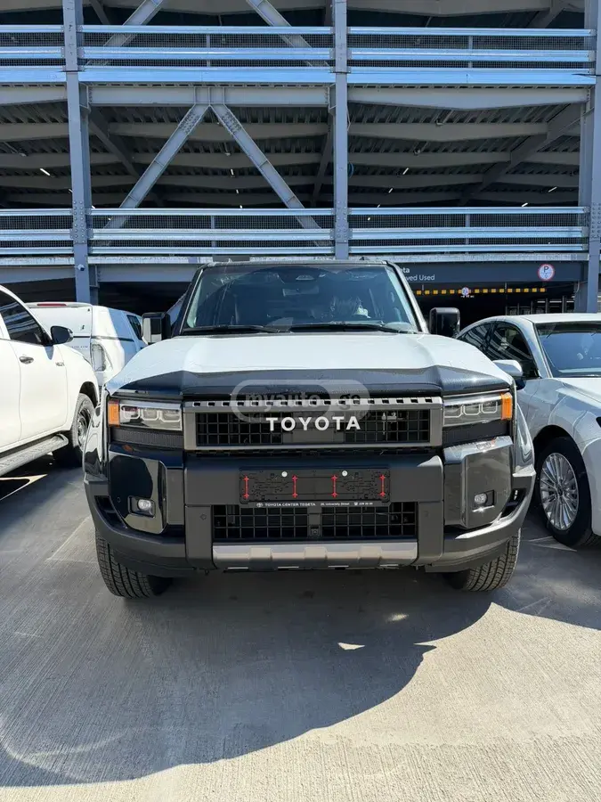 Toyota Land Cruiser Prado 2026 — photo 2