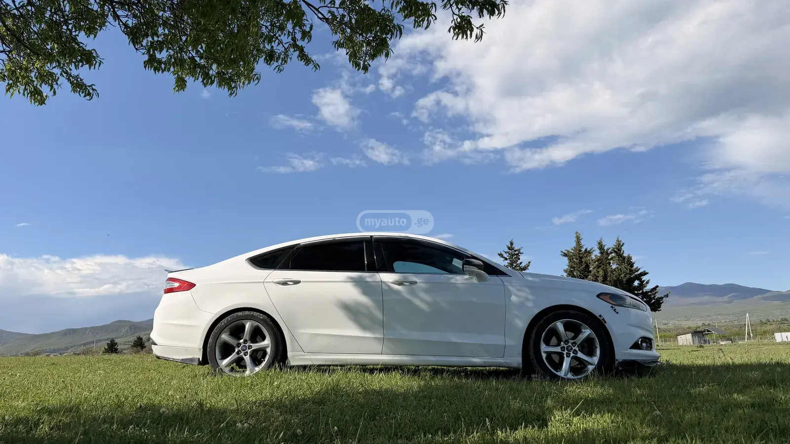 Ford Fusion 2013 — photo 2