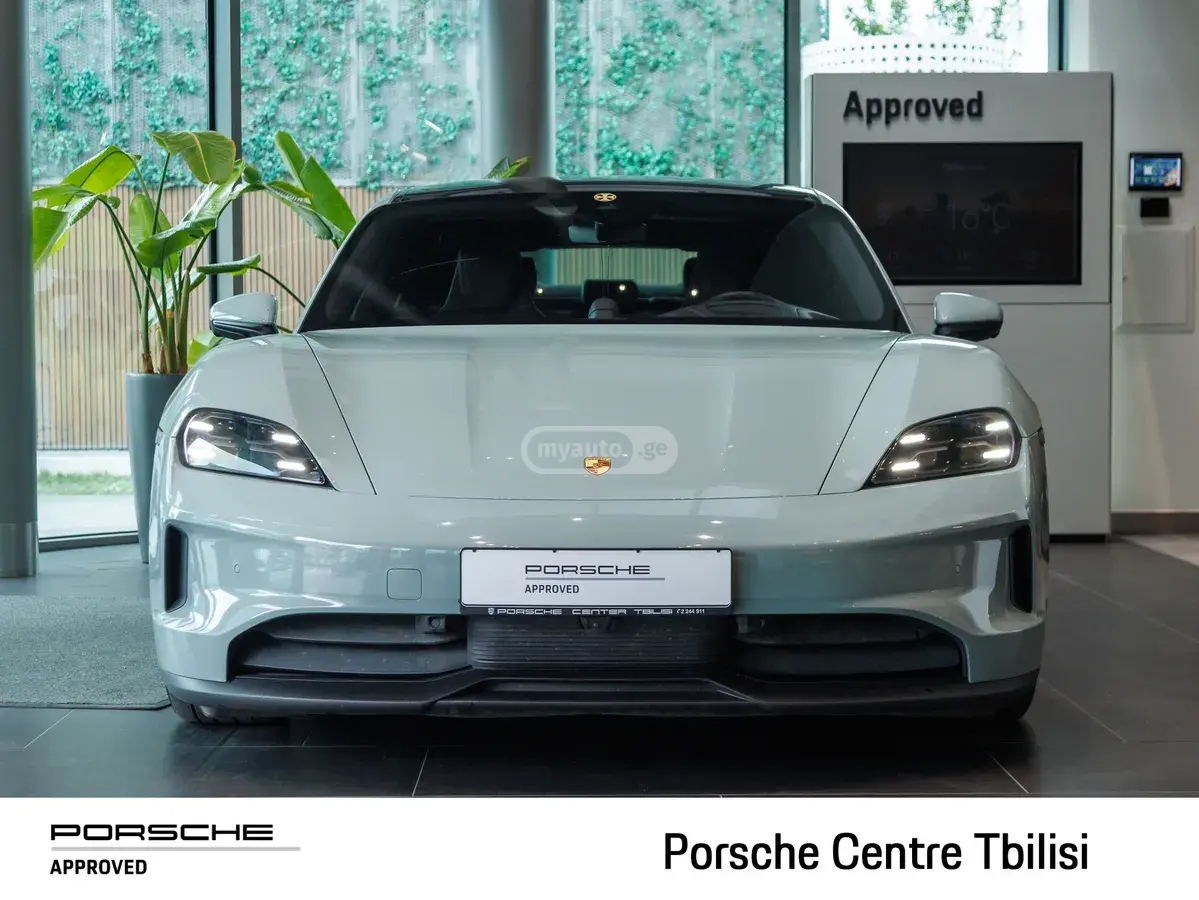 Porsche Taycan 4S 2025 — photo 2