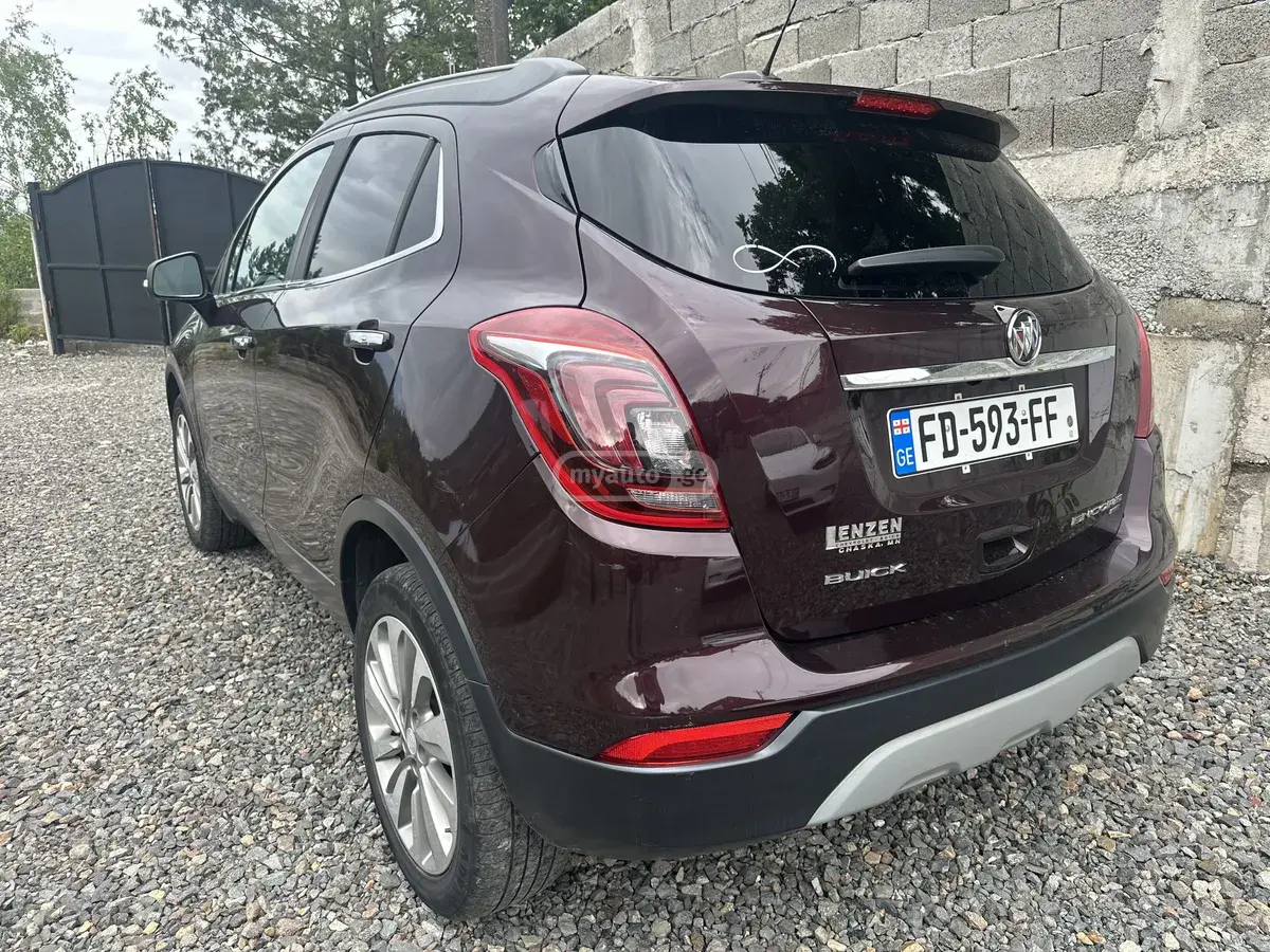 Buick Encore 2017 — photo 2
