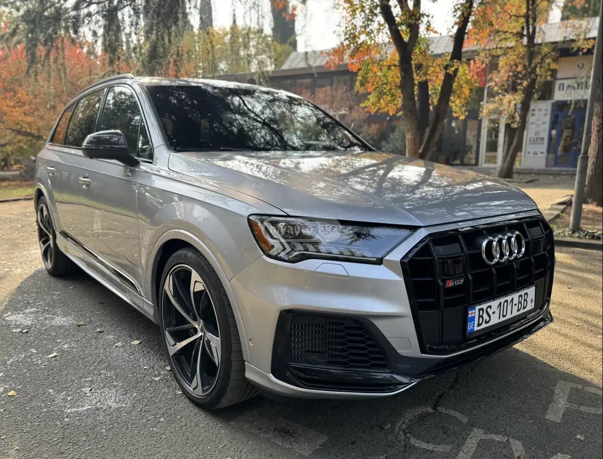 Audi SQ7 2020 — photo 2