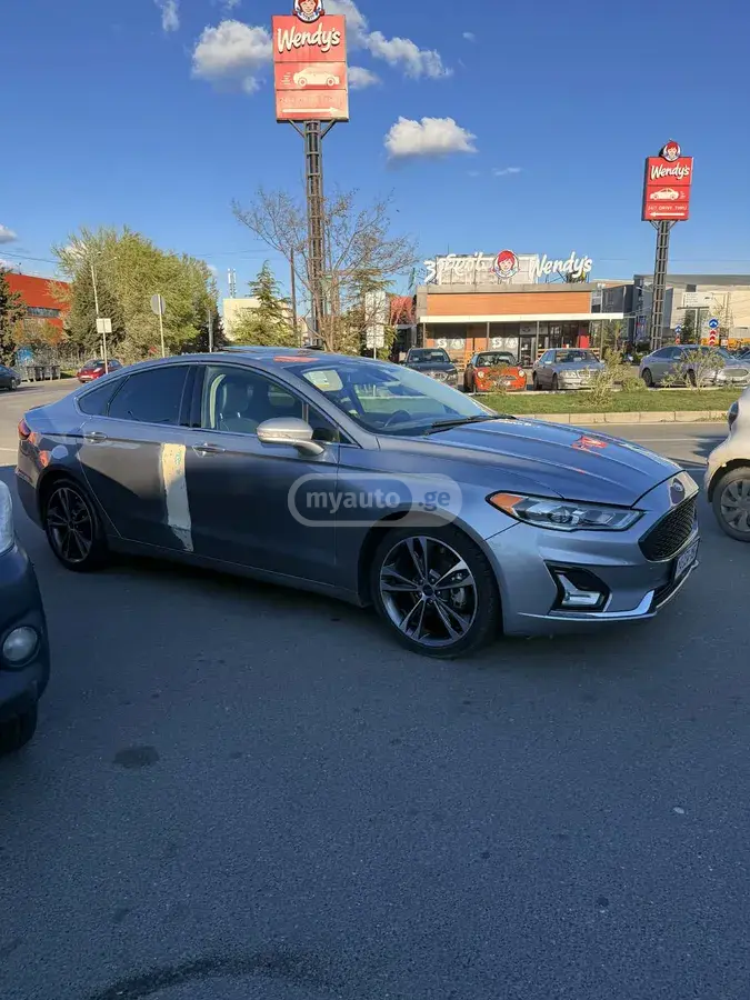 Ford Fusion 2019 — photo 2