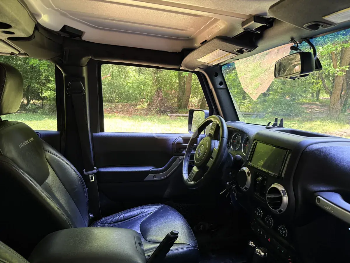 Jeep Wrangler 2016 — photo 2