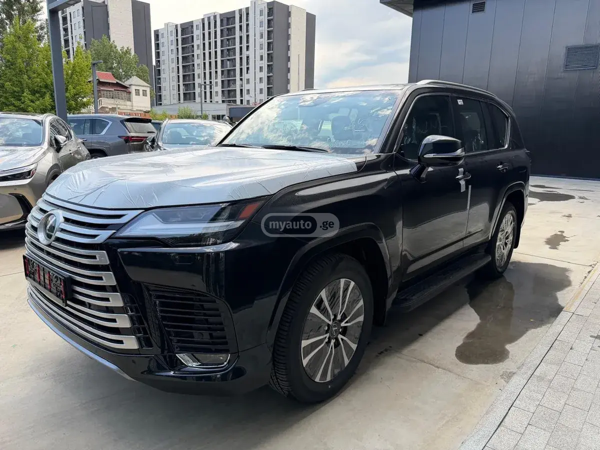 Lexus LX 500 2026 — photo 2