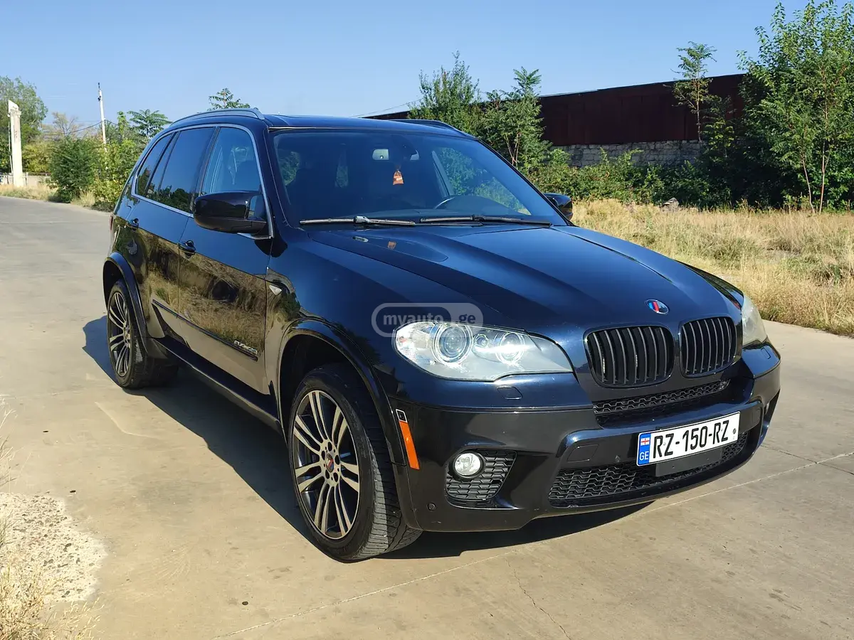 BMW X5 2013 — photo 2