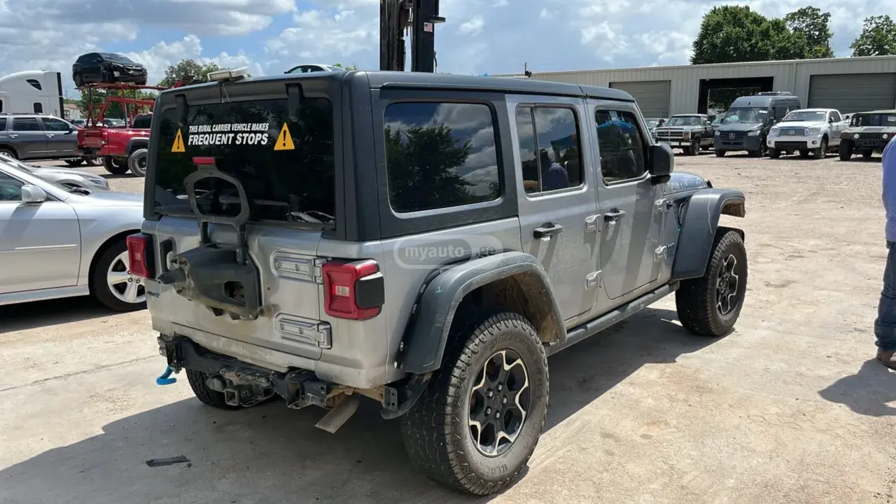 Jeep Wrangler 2021 — photo 2
