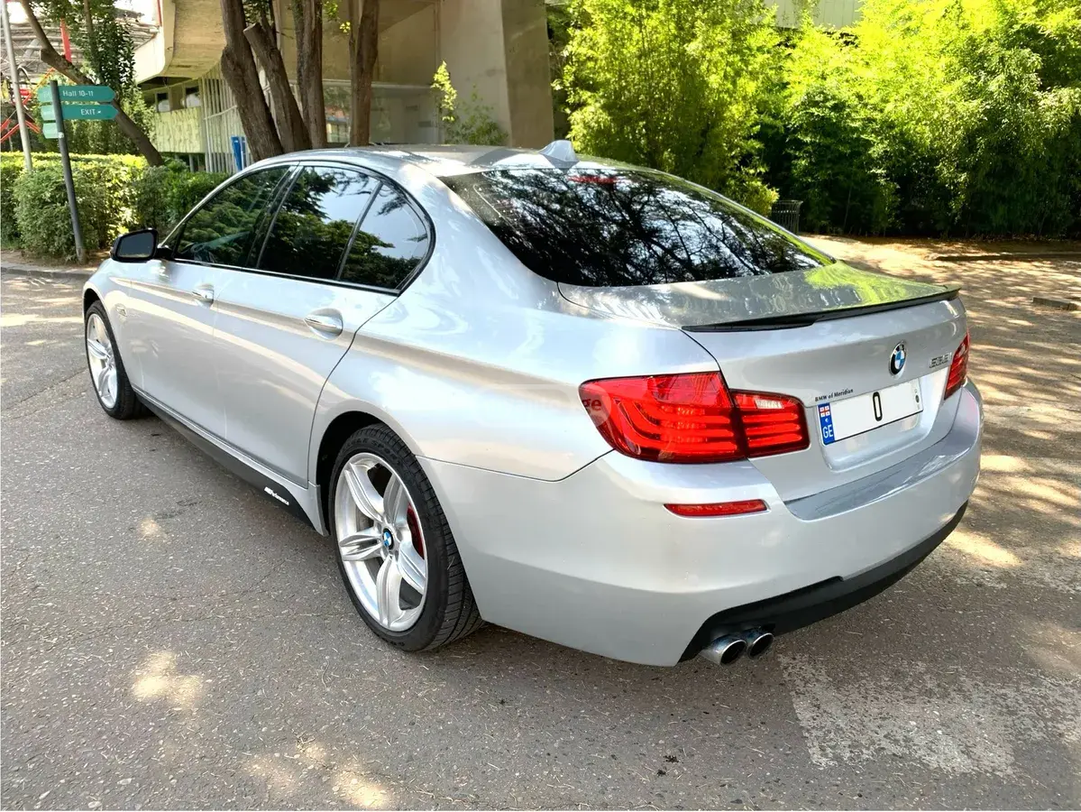 BMW 528 2015 — photo 2