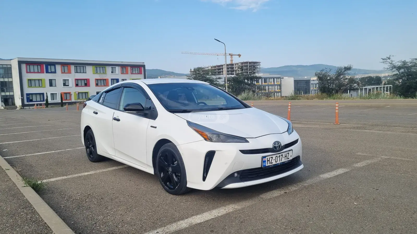 Toyota Prius 2022 — photo 2