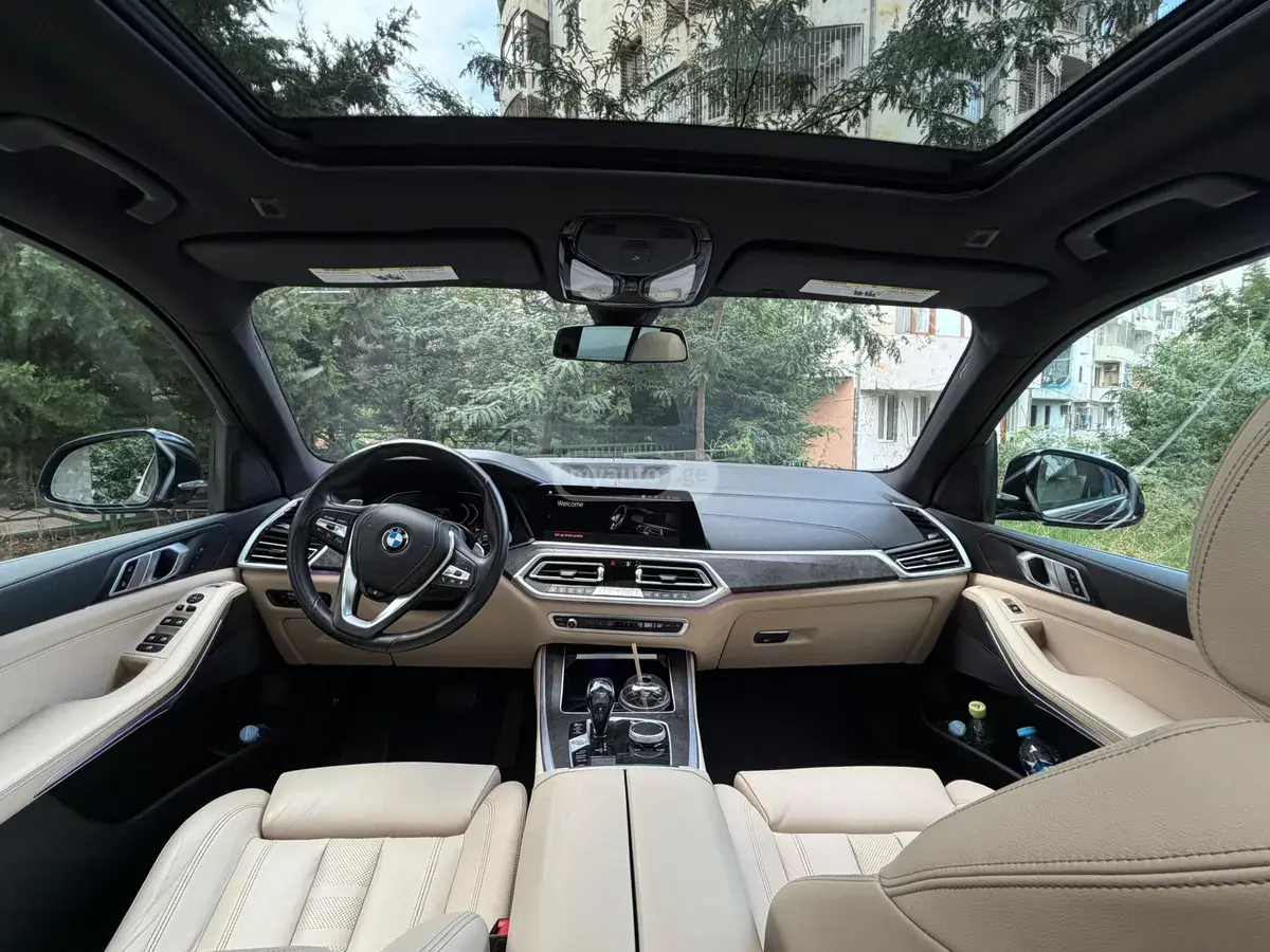 BMW X5 2022 — photo 2
