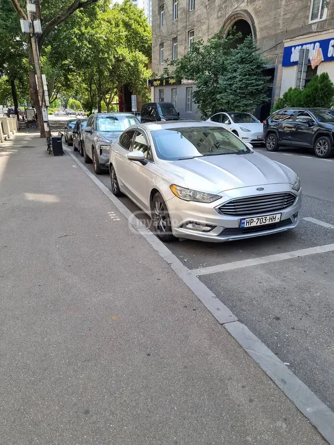 Ford Fusion 2017 — photo 2