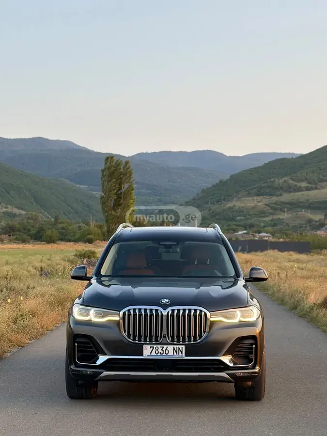 BMW X7