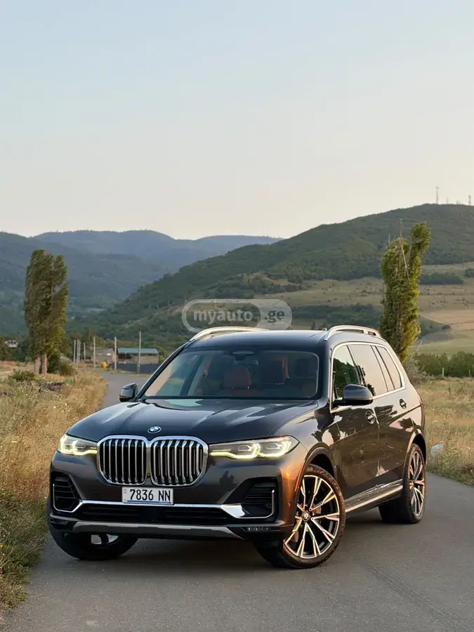 BMW X7 2020 — photo 2