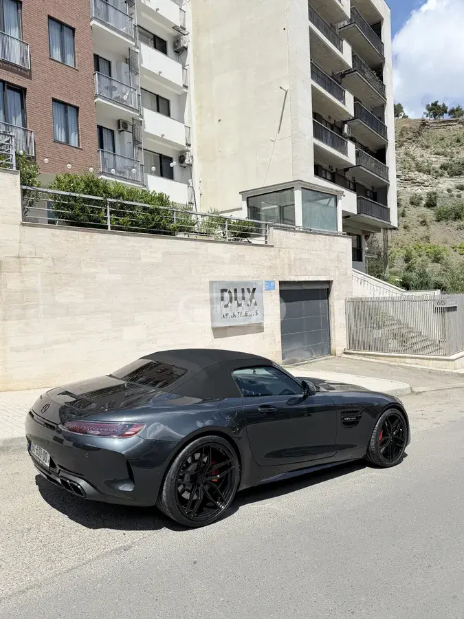 Mercedes-Benz AMG GT C 2020 — photo 2