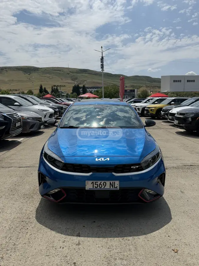 Kia Forte 2023 — photo 2