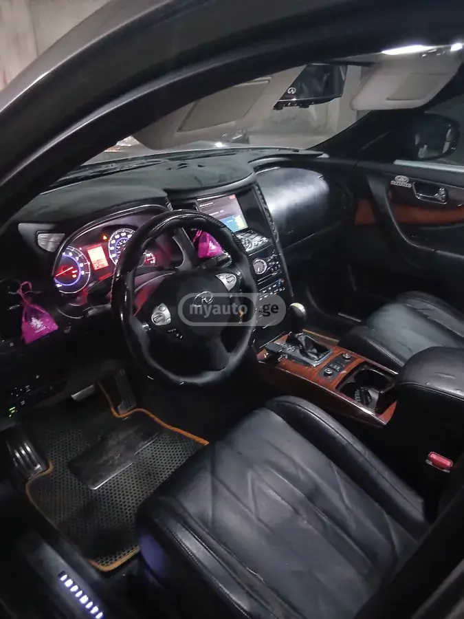 Infiniti FX35 2010 — photo 2