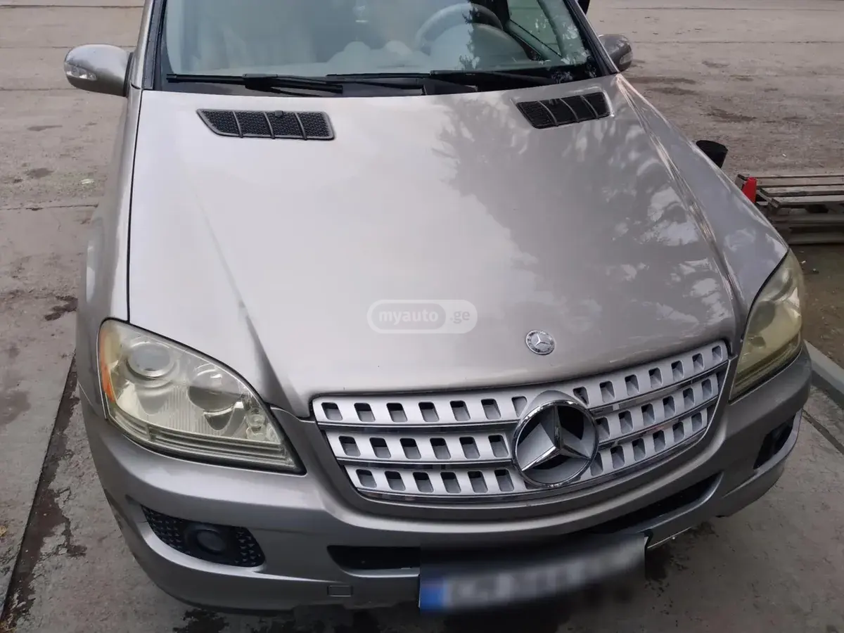 Mercedes-Benz ML 500