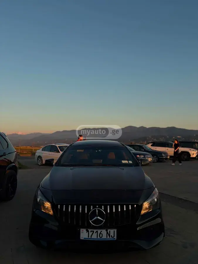 Mercedes-Benz CLA 250