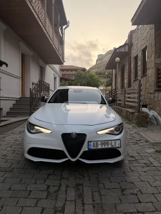 Alfa Romeo Giulia
