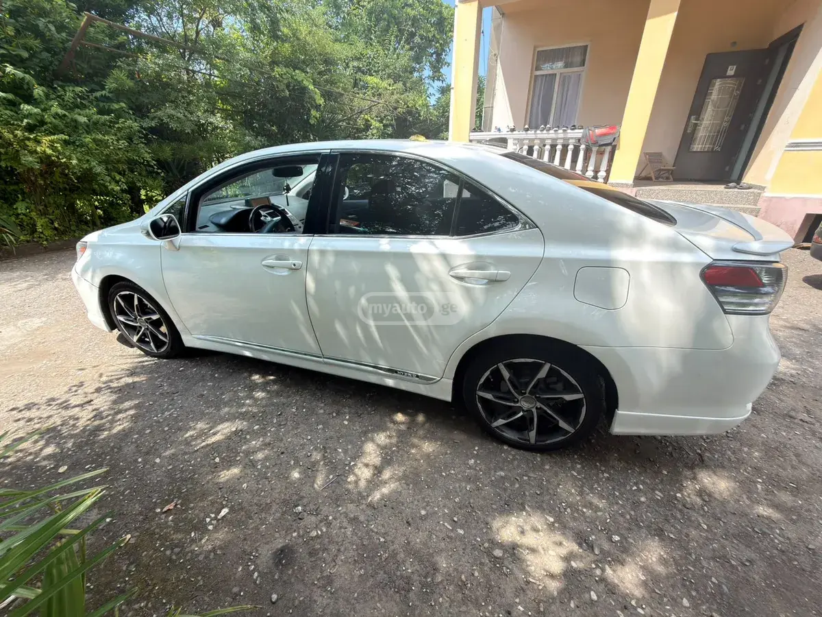 Lexus HS 250h 2010 — photo 2