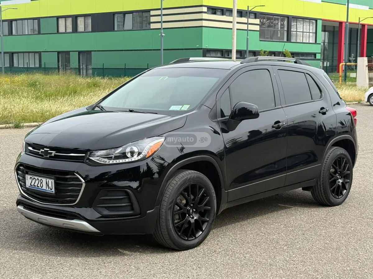 Chevrolet Trax 2022 — photo 2